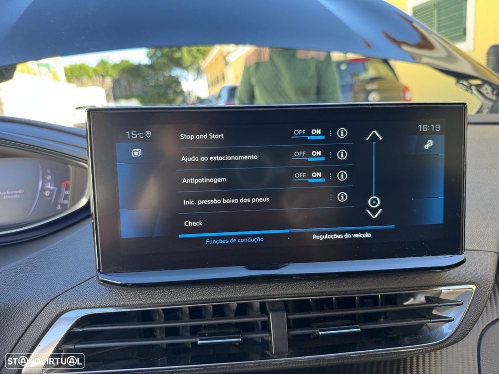 Peugeot 5008 1.2 PureTech Allure Pack - 26