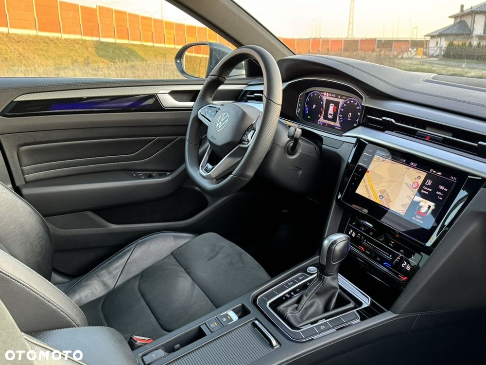 Volkswagen Arteon 2.0 TSI R-Line DSG - 25