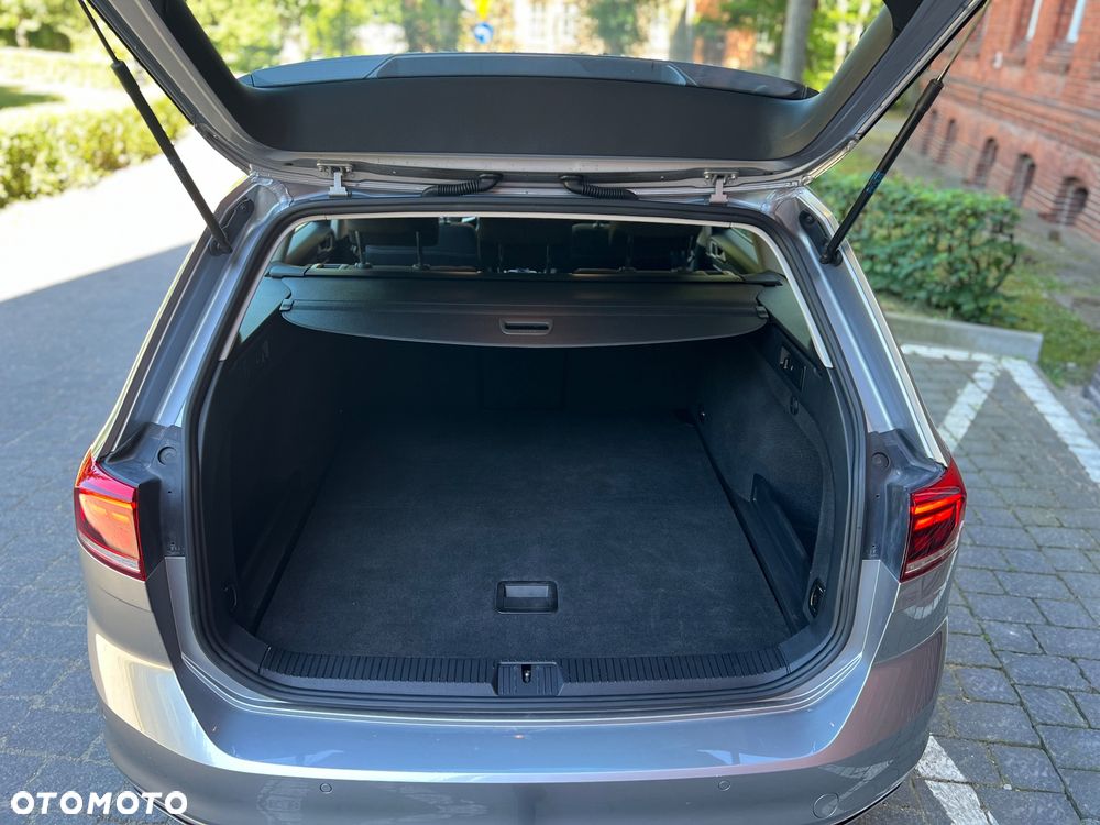 Volkswagen Passat 1.5 TSI OPF DSG - 23