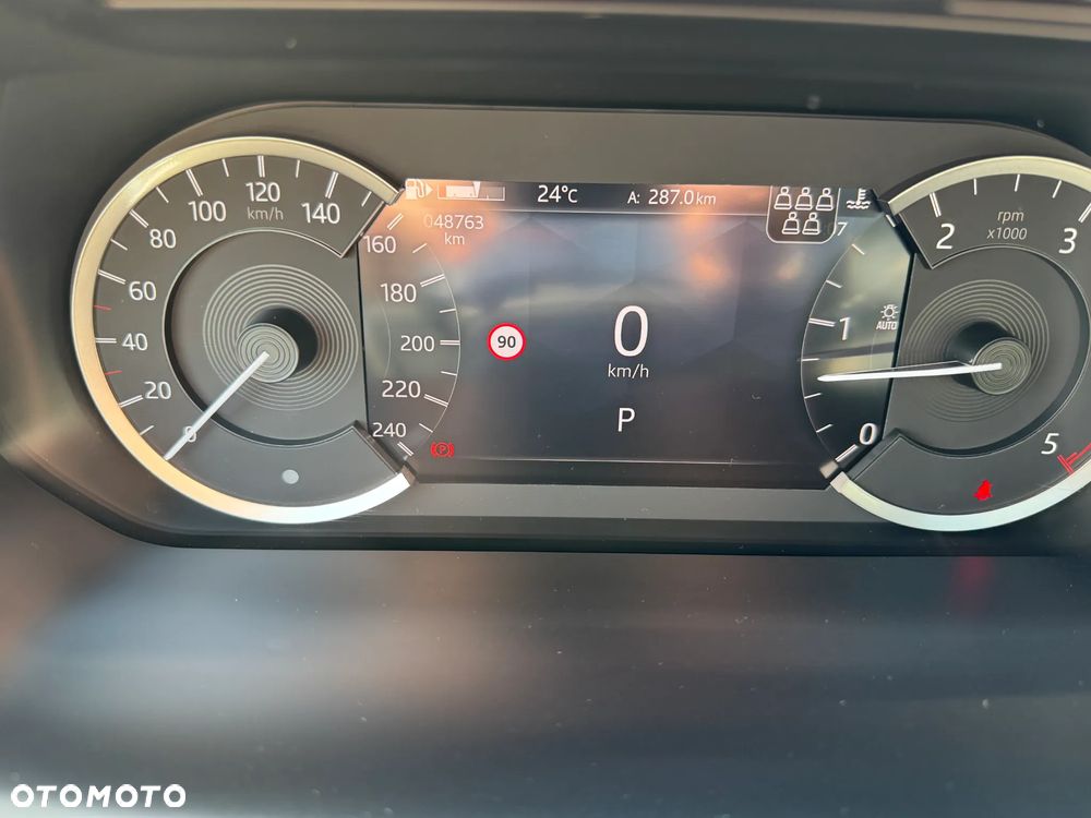 Land Rover Discovery Sport - 18