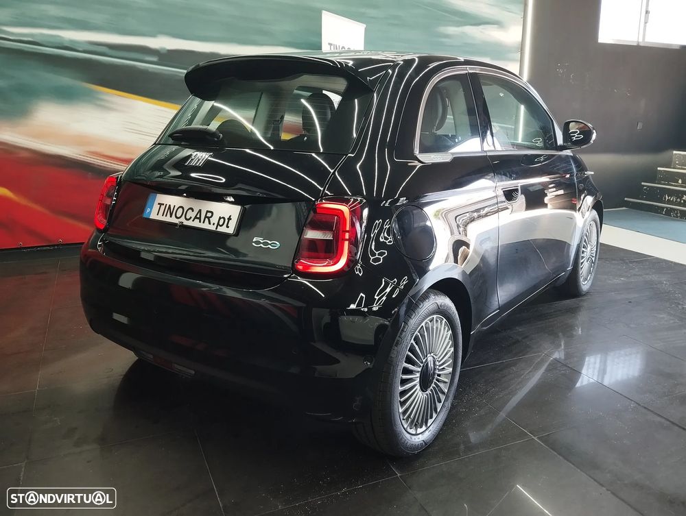 Fiat 500e (RED) - 5