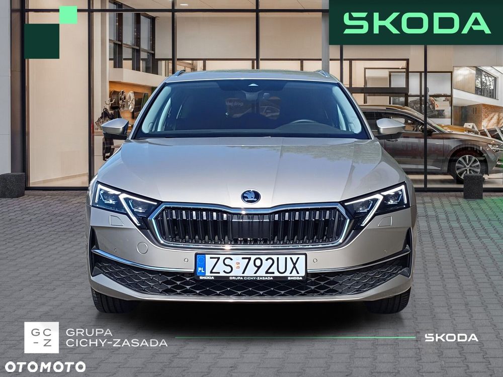 Skoda Octavia 1.5 TSI mHEV Selection DSG - 9