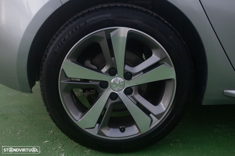 Peugeot 308 1.5 BlueHDi GT Line - 8