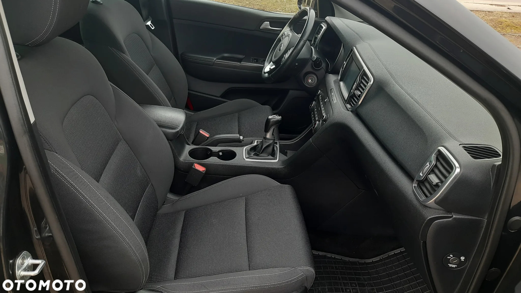 Kia Sportage 1.7 CRDI Business Line 2WD - 36