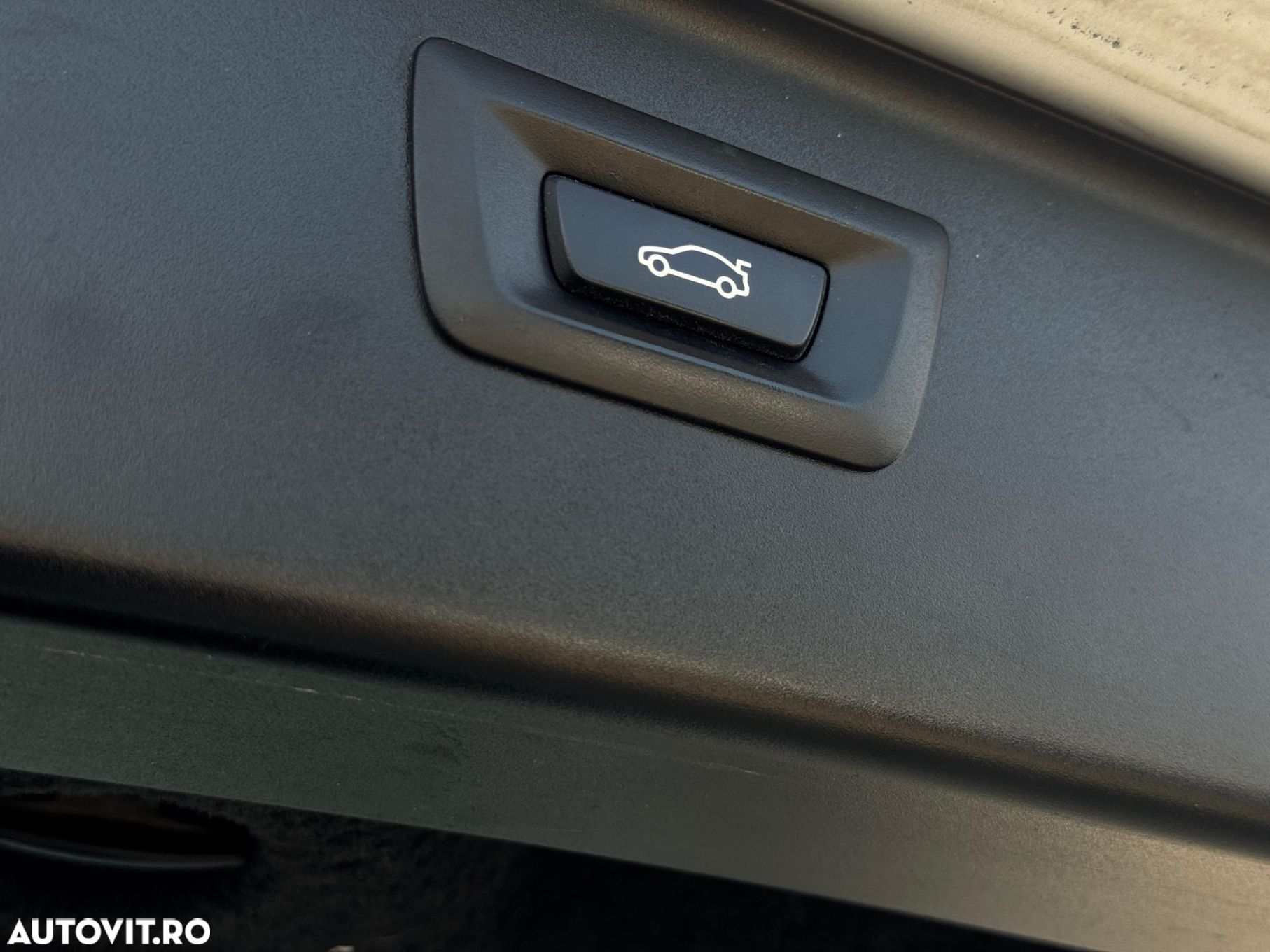 BMW Seria 5 518d Touring Aut. - 17