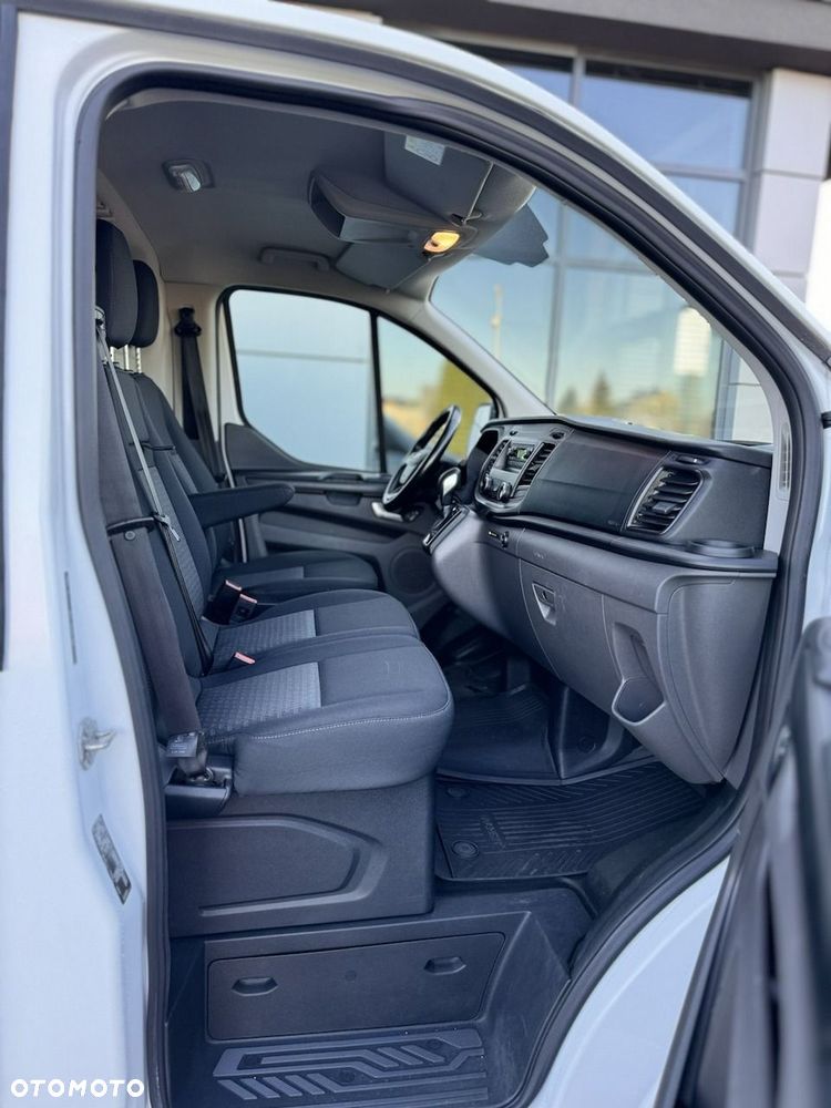 Ford Transit Custom - 13