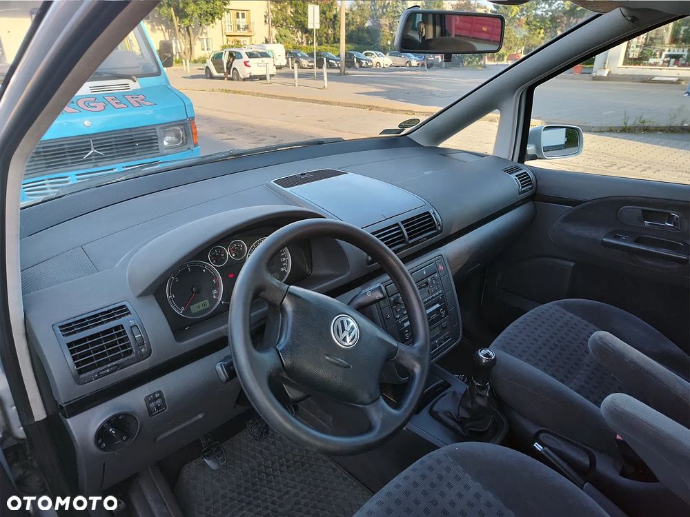 Volkswagen Sharan 1.9 TDI Comfortline - 2