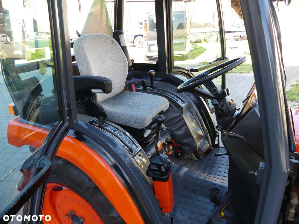 Kubota ST 30*30KM*4X4*2000r.* TUR - 11