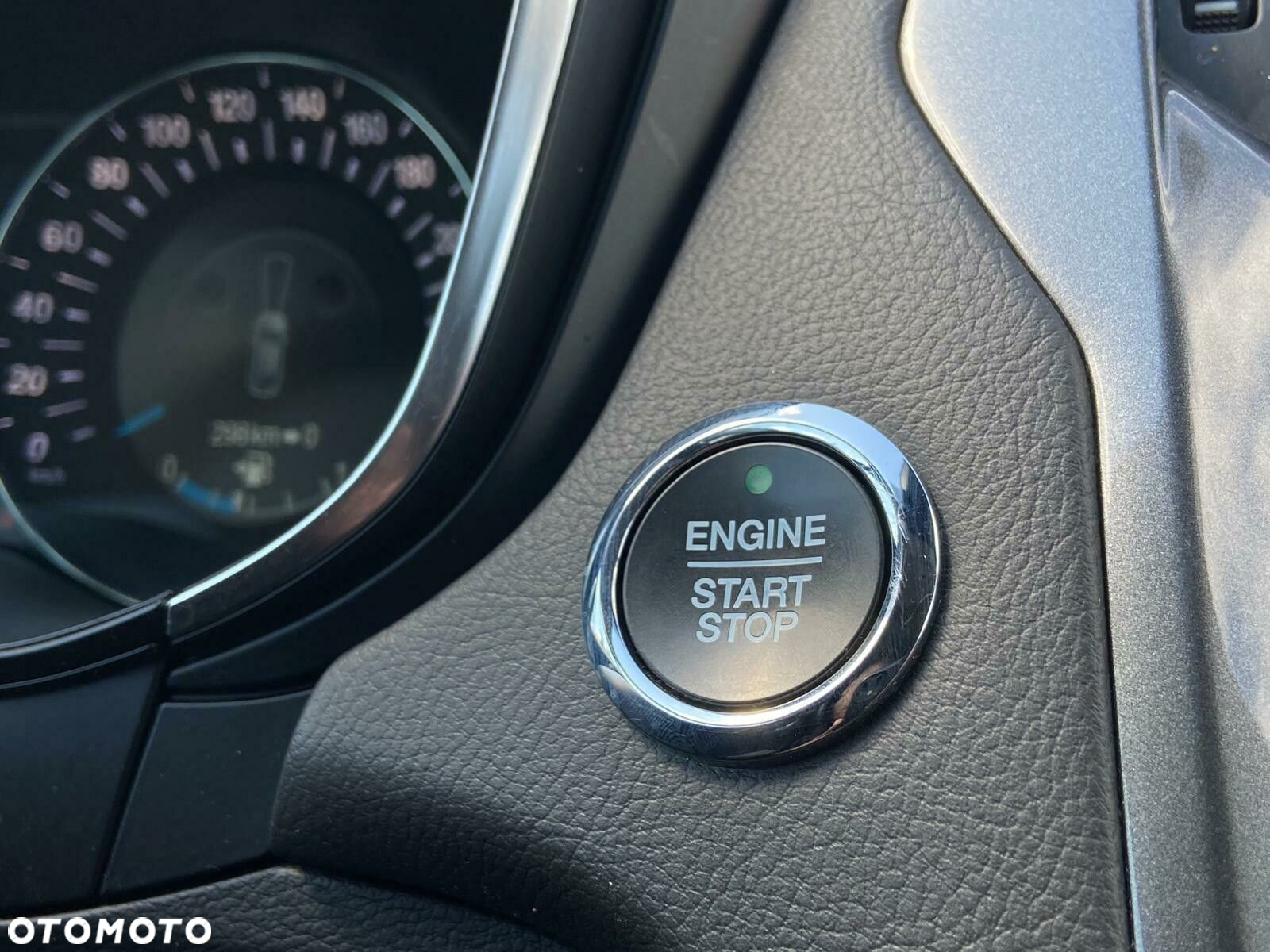 Ford Mondeo - 23