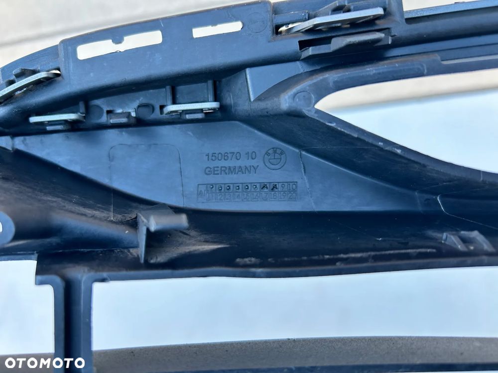 BMW 5 V G30 G31 15067010 5117385262 KRATKA ZDERZAKA PRZÓD PRZEDNIA HALOGEN PRAWA - 3
