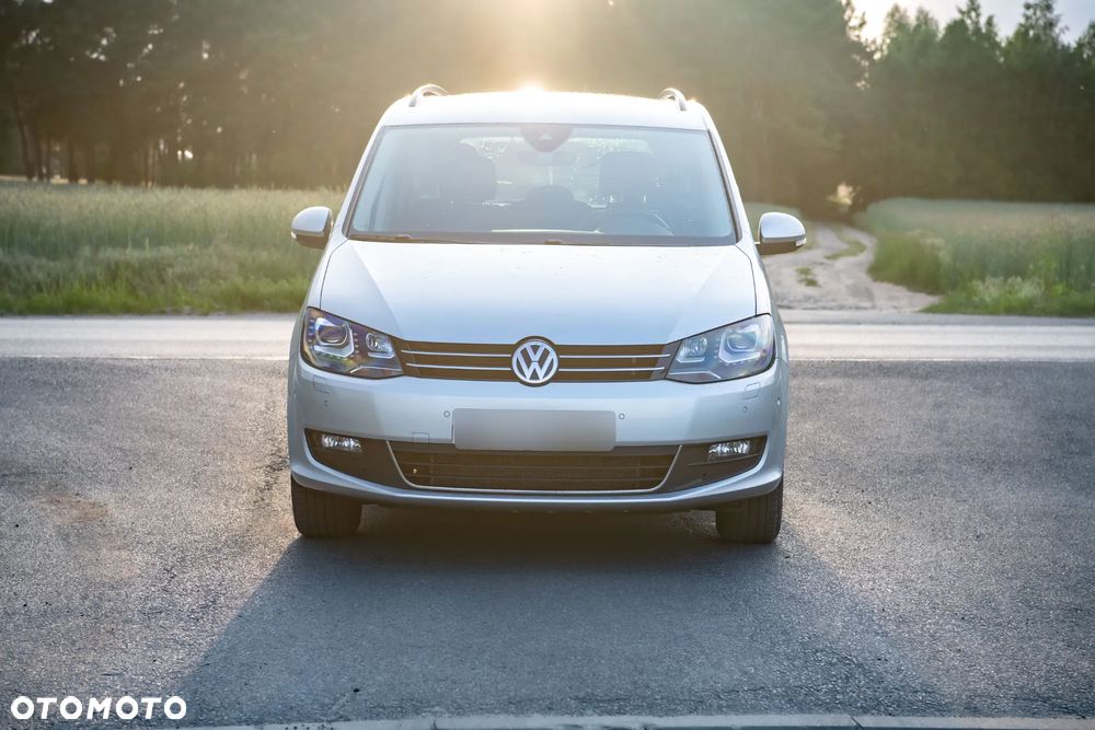 Volkswagen Sharan 2.0 TDI Comfortline DSG - 2