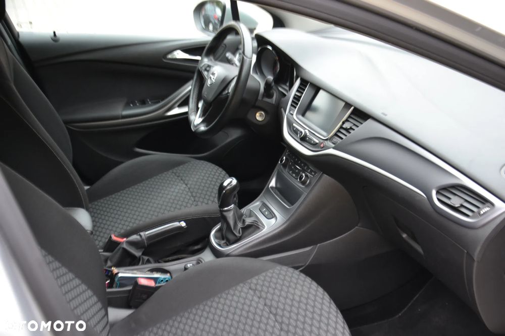 Opel Astra V 1.4 T Dynamic - 5