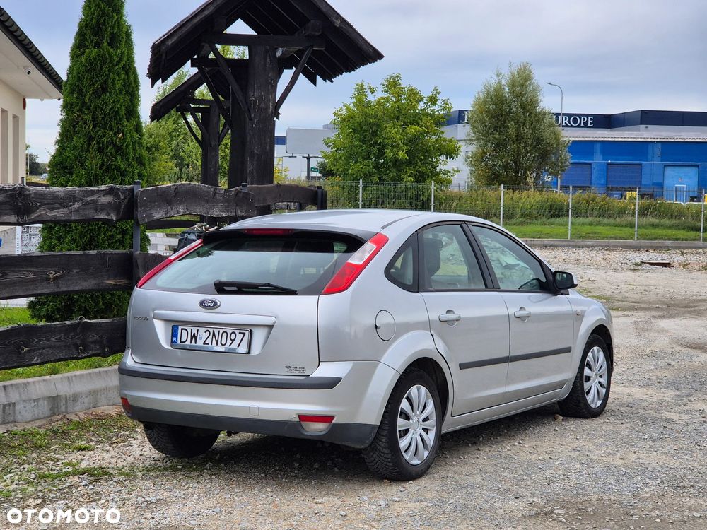 Ford Focus 1.6 TDCi Ambiente - 3