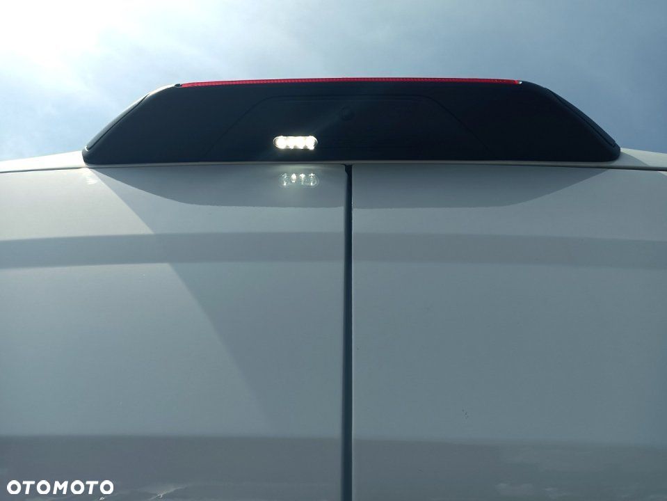 Ford Transit - 12
