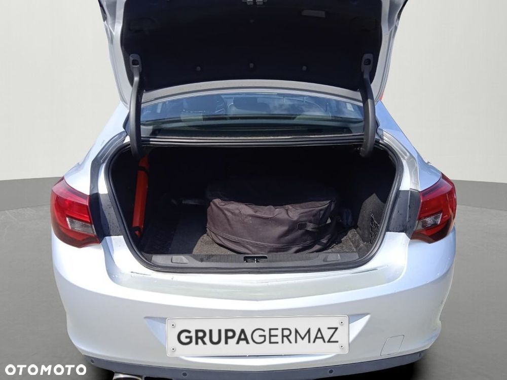 Opel Astra 1.4 T EU6 - 31