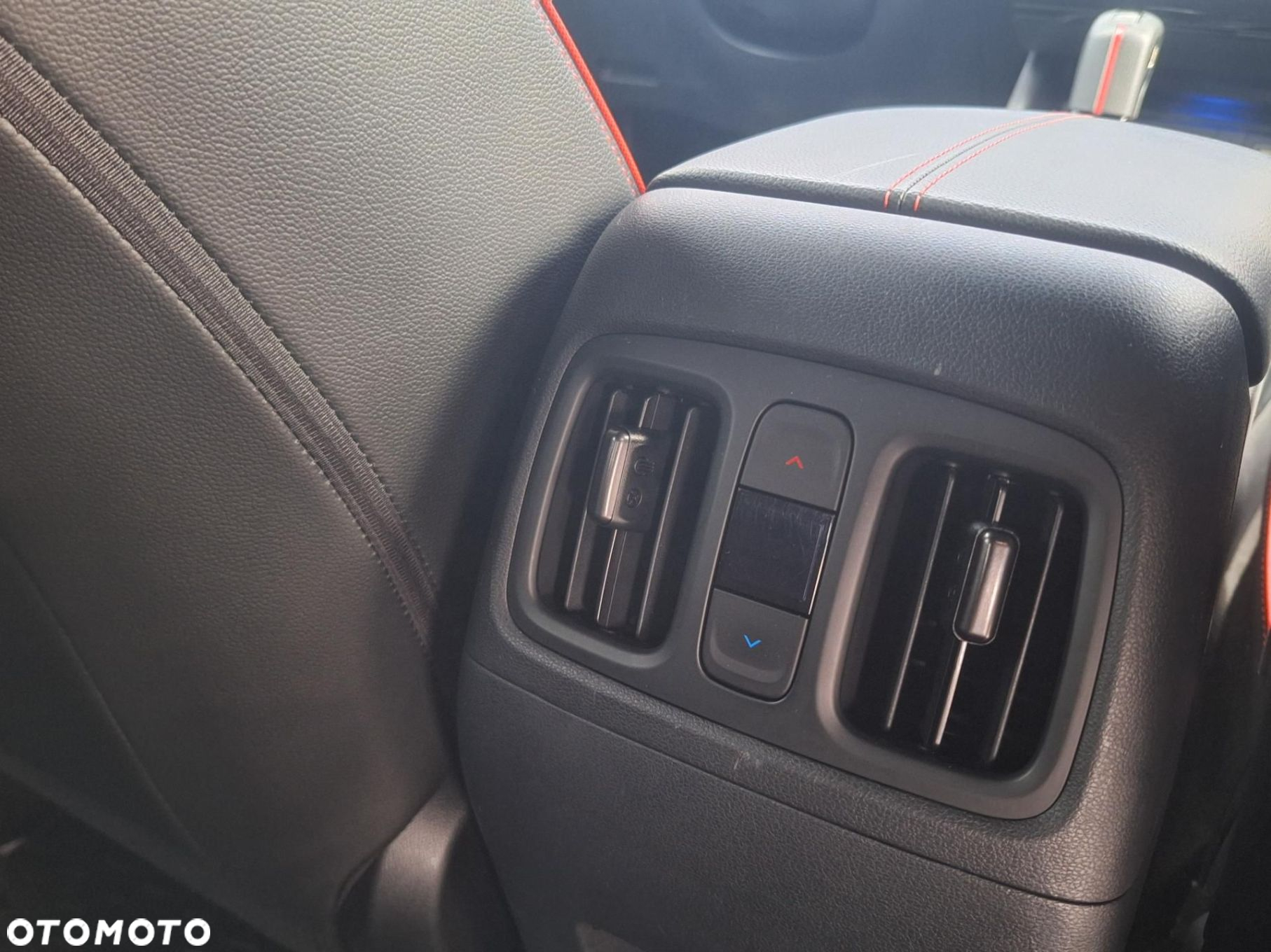 Hyundai Tucson - 38