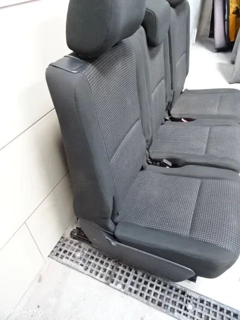 FOTEL FOTELE TYŁ TOYOTA COROLLA VERSO II NR37 - 8