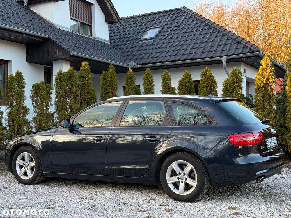 Audi A4 Avant 2.0 TDI DPF clean diesel multitronic S line Sportpaket - 23