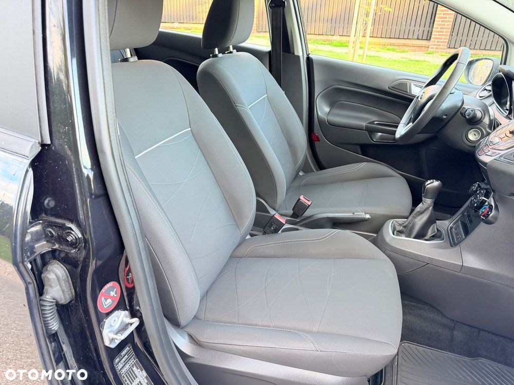 Ford Fiesta - 21