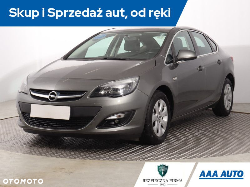 Opel Astra - 2