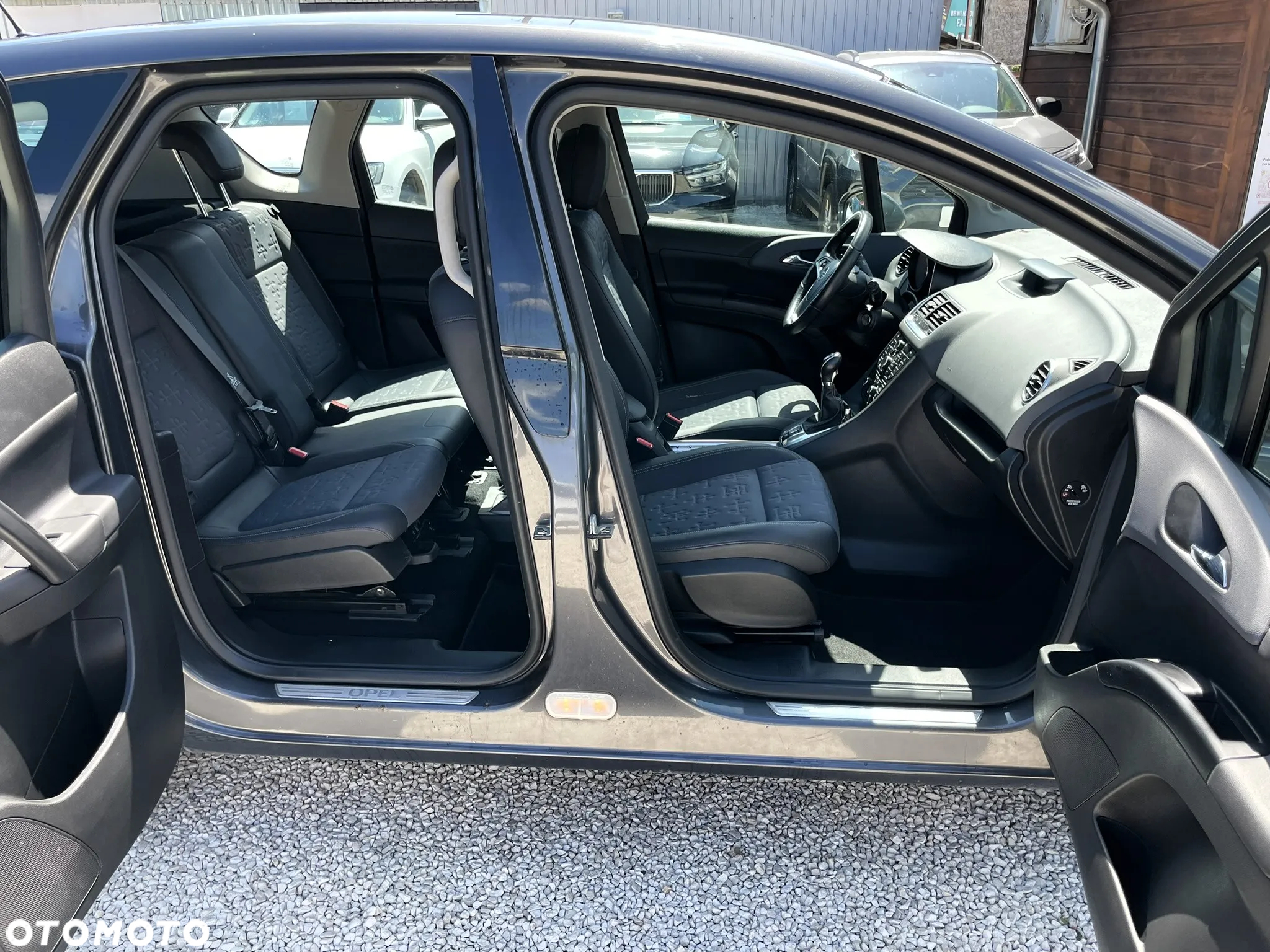 Opel Meriva 1.4 T Cosmo - 14