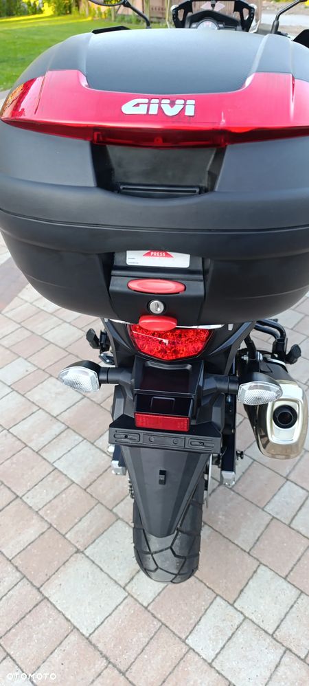 Suzuki V-STROM - 31