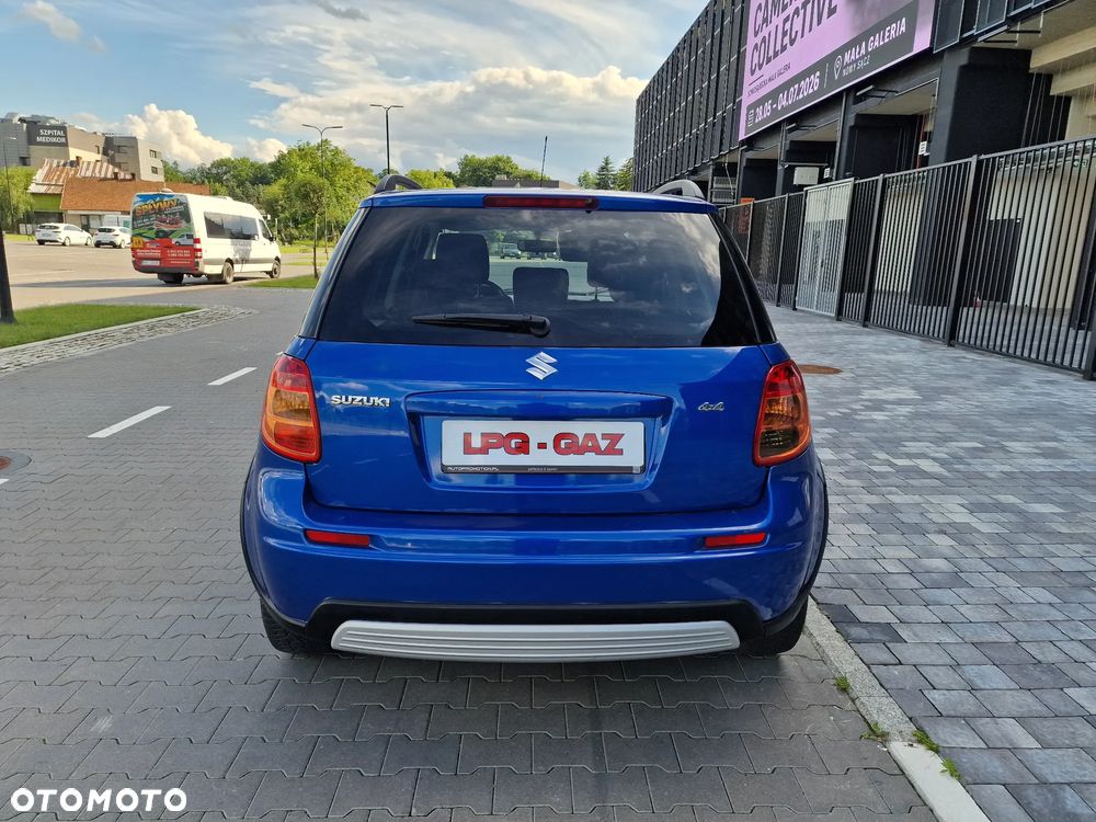 Suzuki SX4 - 13