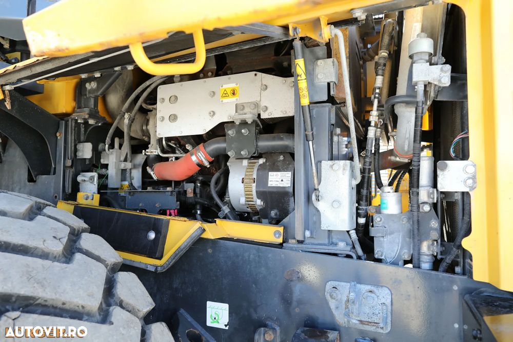 Komatsu WA380-8EO - 14