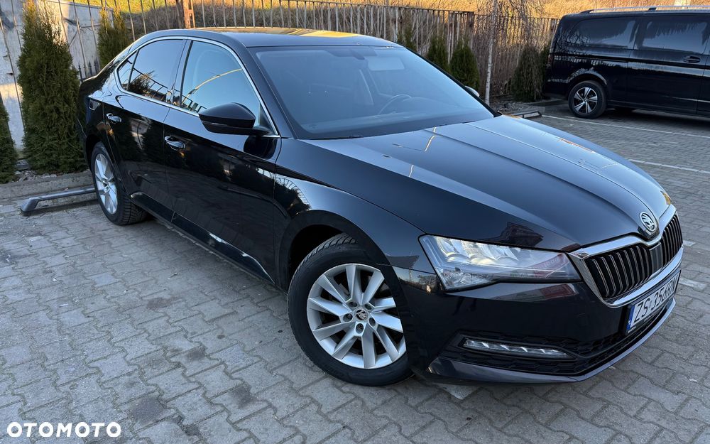 Skoda Superb 2.0 TDI SCR 4x4 Ambition DSG - 1