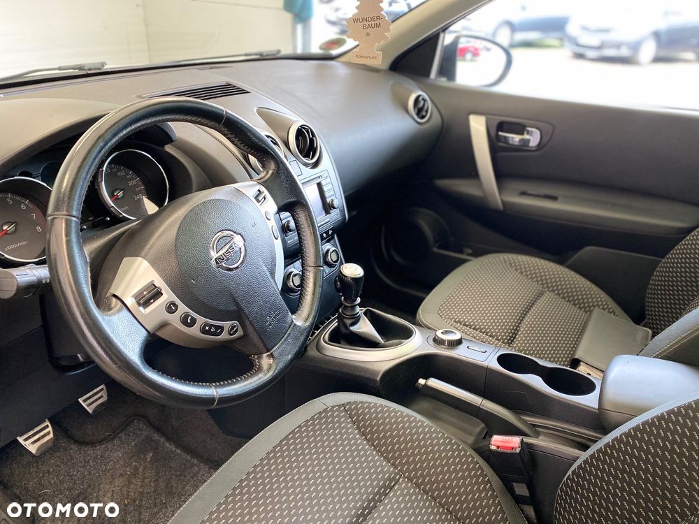 Nissan Qashqai 2.0 4x4 Tekna - 8