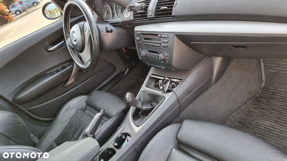 BMW Seria 1 - 21