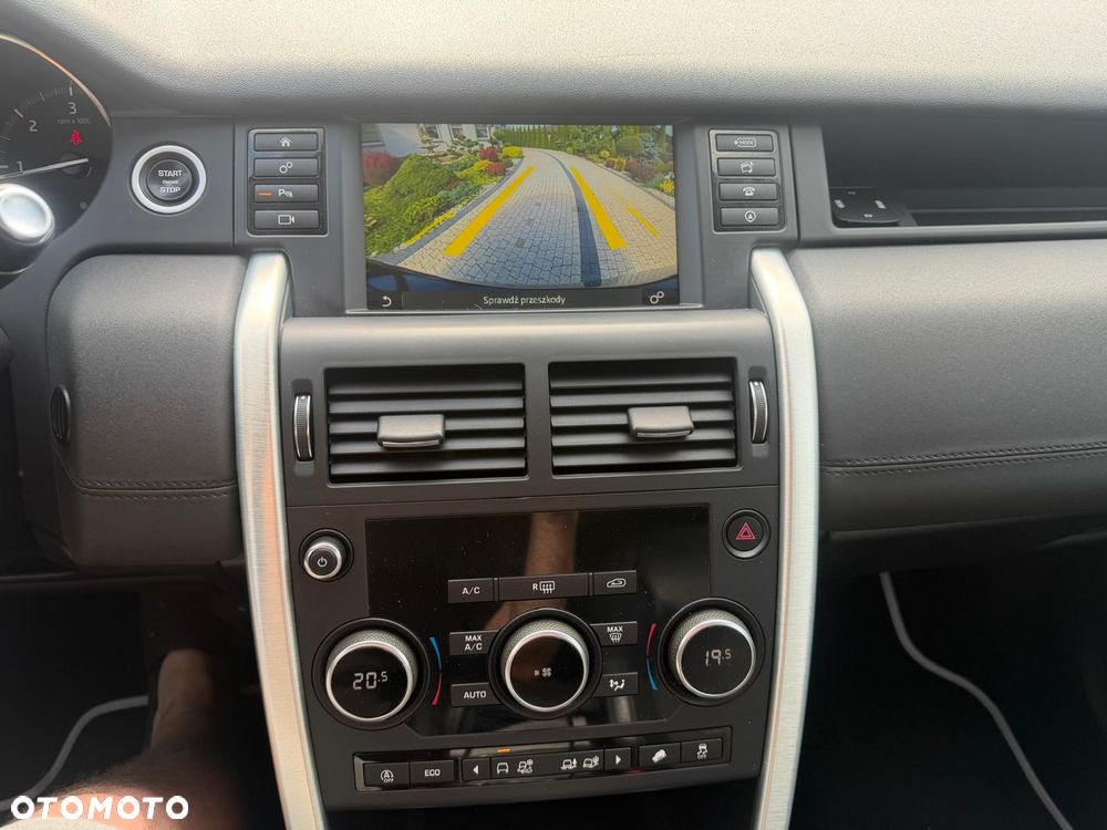 Land Rover Discovery Sport D150 - 20