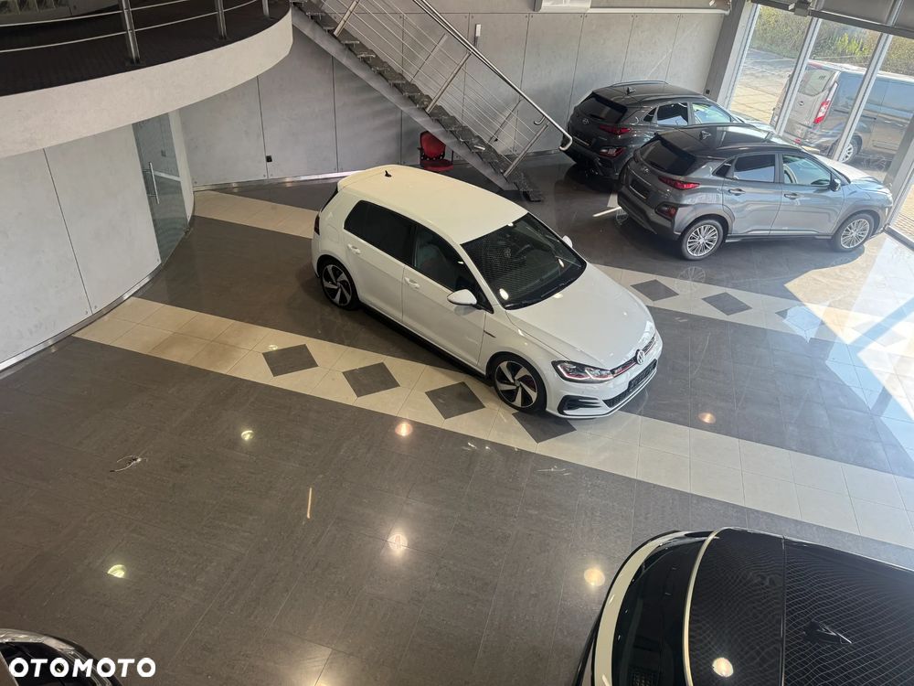 Volkswagen Golf GTI TCR 2.0 TSI OPF DSG - 2