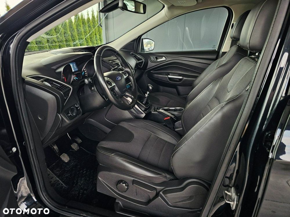 Ford Kuga - 15