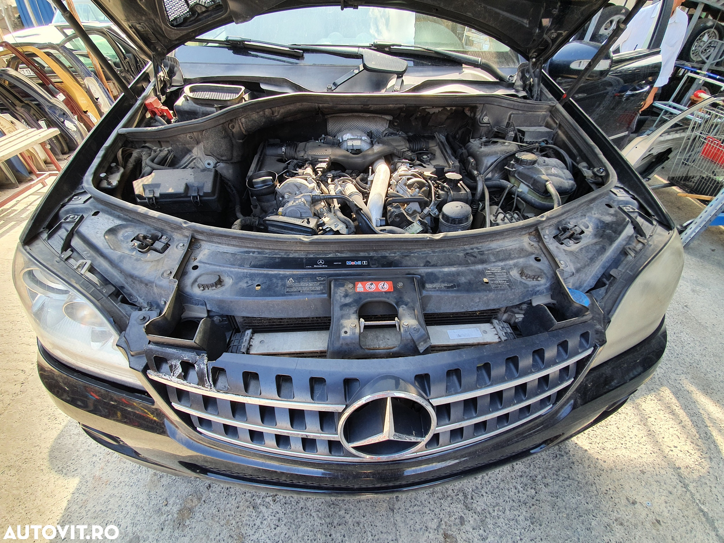 Dezmembrari  Mercedes-Benz ML / M-CLASS (W164)  2005  > 0000 ML 320 C - 5