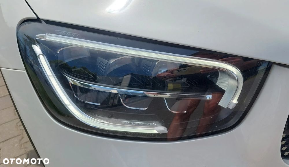 Mercedes-Benz GLC - 31