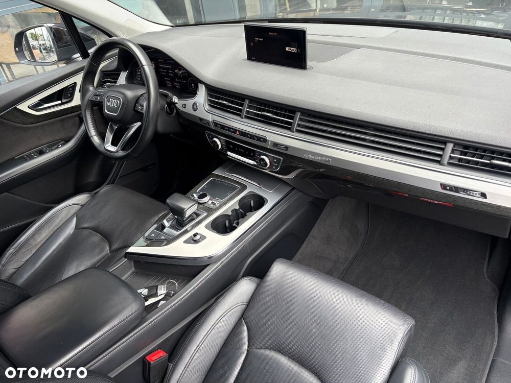 Audi Q7 - 19