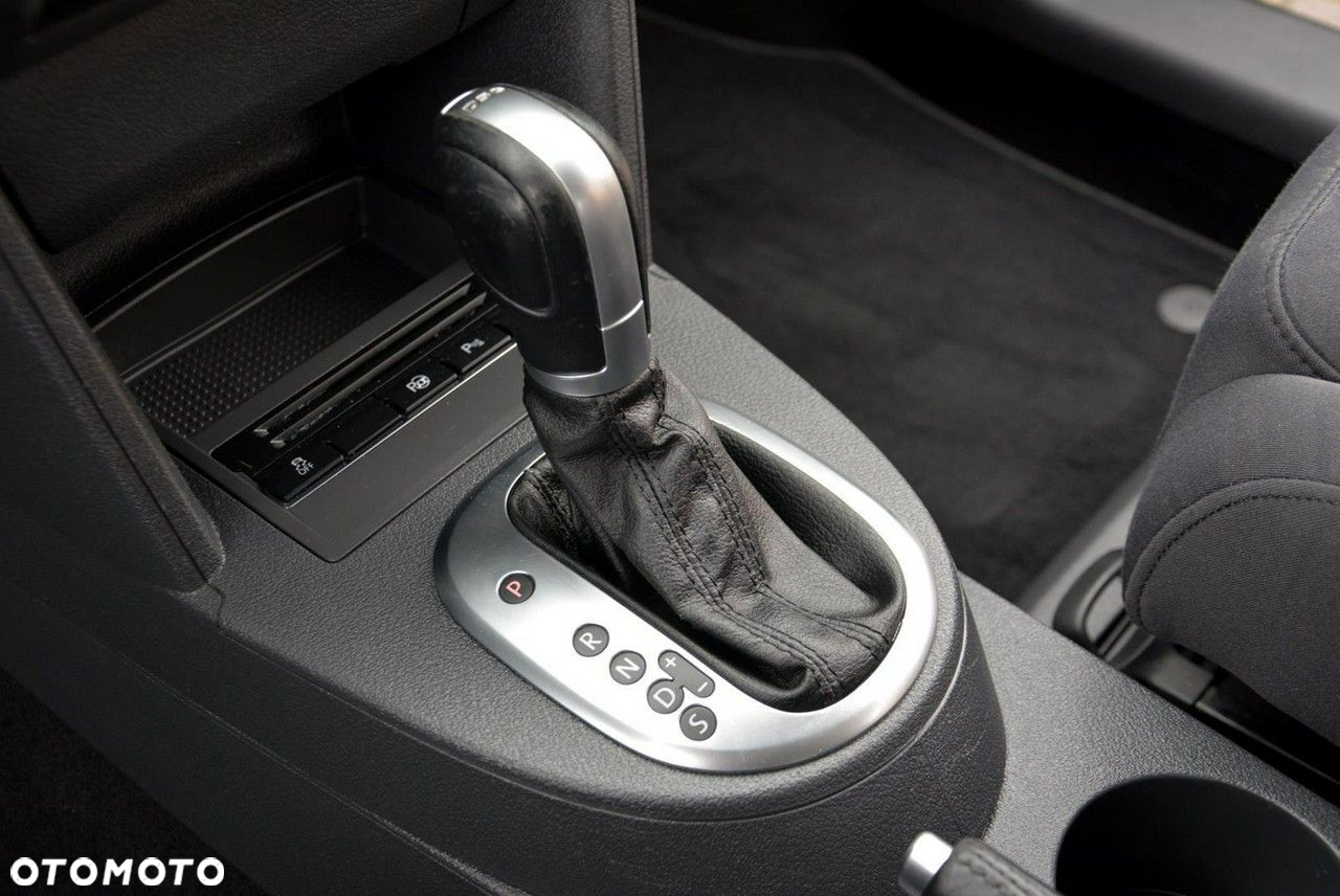 Volkswagen Touran 2.0 TDI DSG Freestyle - 28