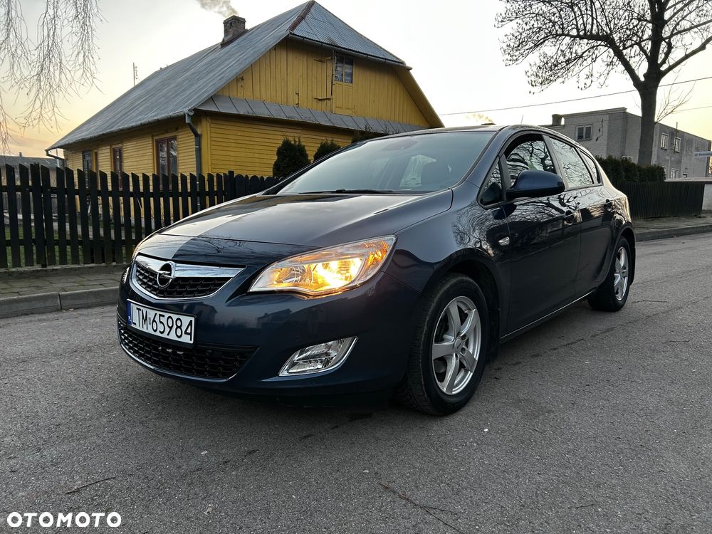 Opel Astra 1.4 Turbo Cosmo - 1