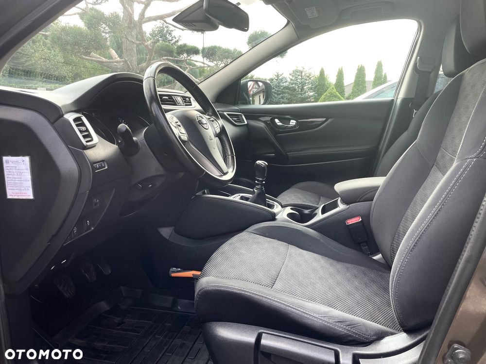 Nissan Qashqai 1.6 DIG-T 360 - 5