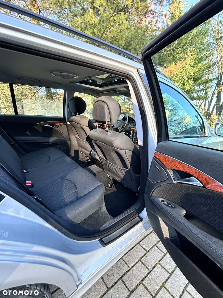 Mercedes-Benz Klasa E 320 CDI Elegance - 21