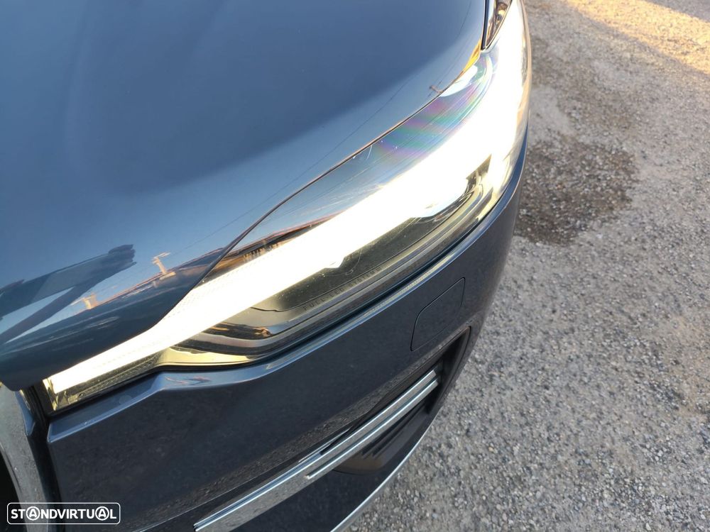 Volvo XC 60 2.0 B4 Plus Bright - 9