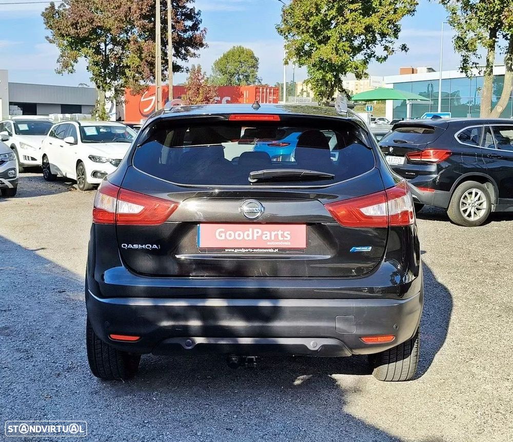 Nissan Qashqai 1.5 dCi N-Connecta RS+PS - 12