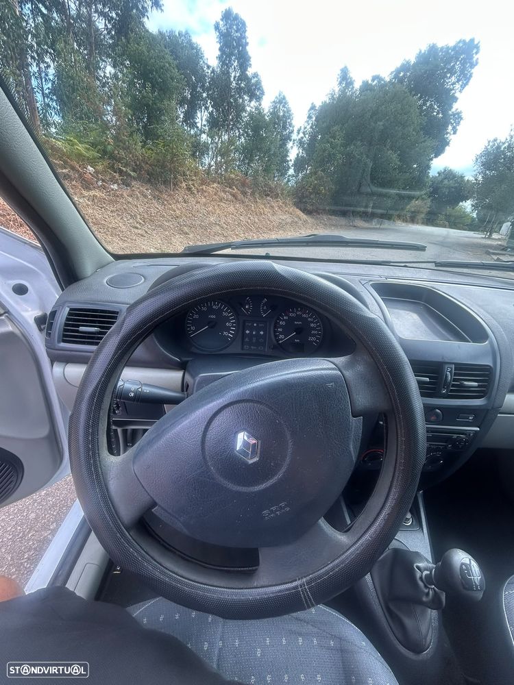 Renault Clio 1.5 dCi Expression - 20