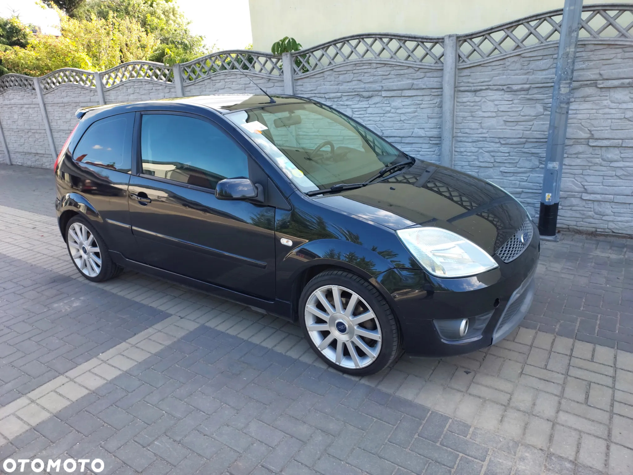 Ford Fiesta 2.0 ST - 12
