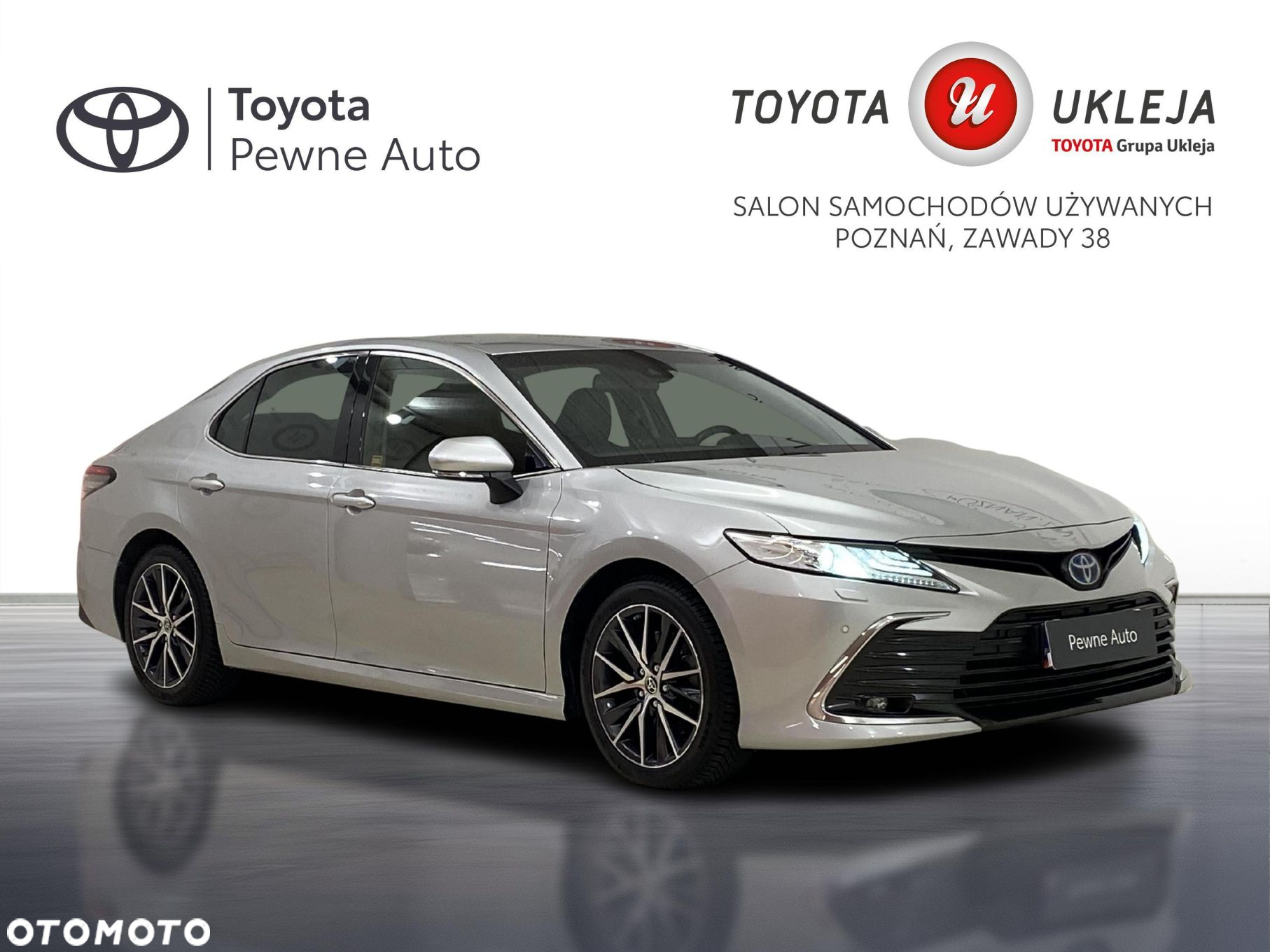 Toyota Camry 2.5 Hybrid Executive CVT - 8