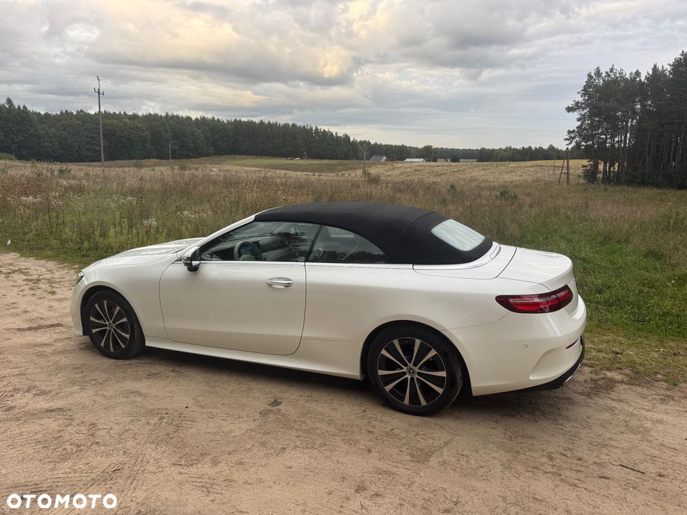 Mercedes-Benz Klasa E 200 4-Matic 9G-TRONIC - 13