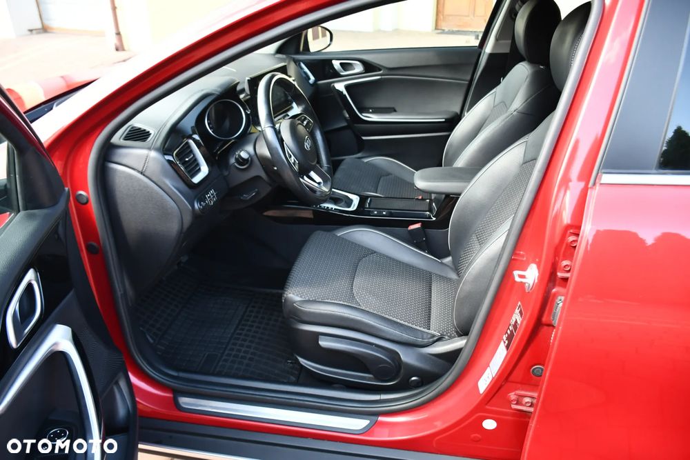 Kia XCeed 1.4 T-GDI OPF DCT7 PLATINUM EDITION - 6