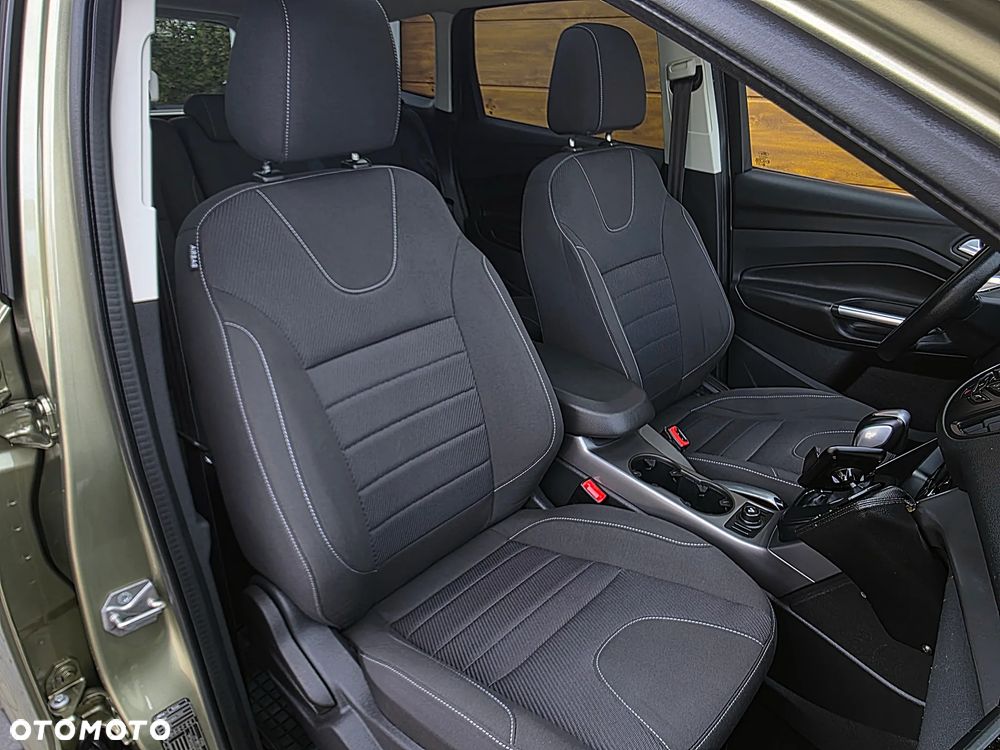 Ford Kuga 2.0 TDCi 4x4 Individual - 25