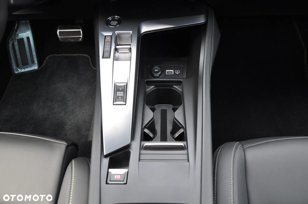 Peugeot 308 SW 1.2 PureTech GPF GT Pack S&S EAT8 - 28